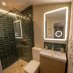 Independante Au Bella Rosa *