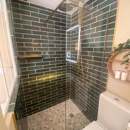 Independante Au Bella Rosa Lodge *